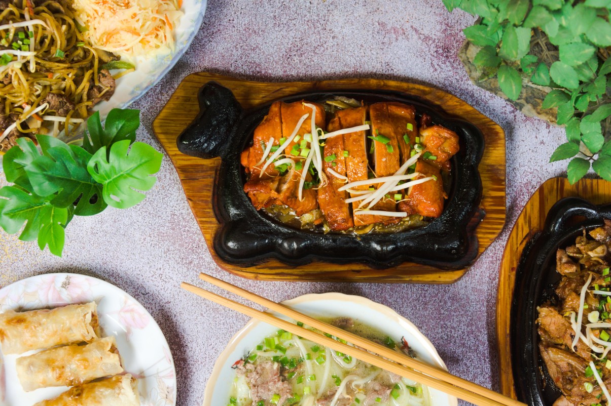 apetyczne dania restuaracji żółty smok